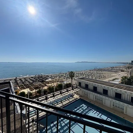 Apartamento Sunkissed Golem (Tirana)